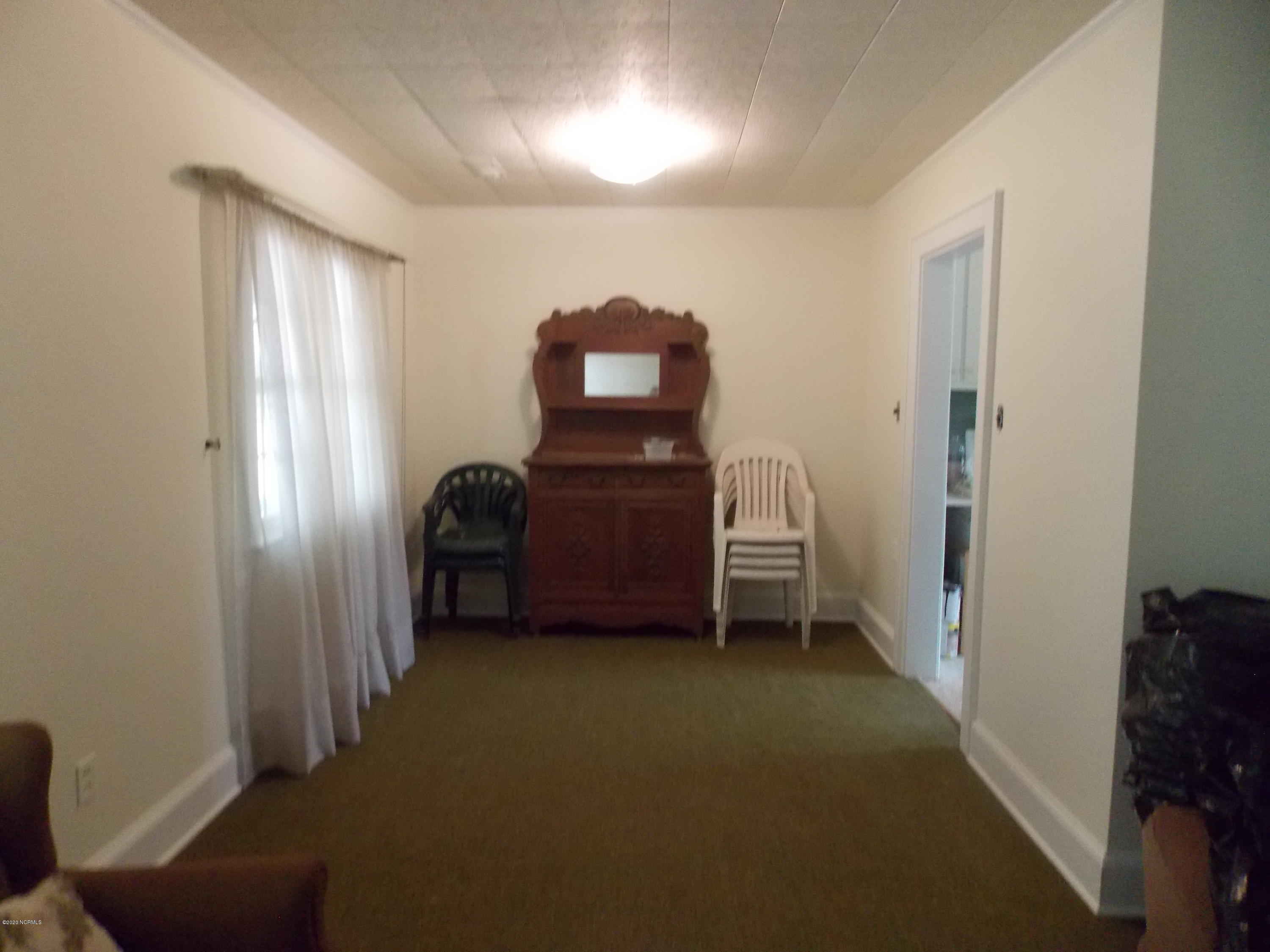 644 Olympia Road New Bern, NC 28560 - Photo 5 of 23 DSCN1357