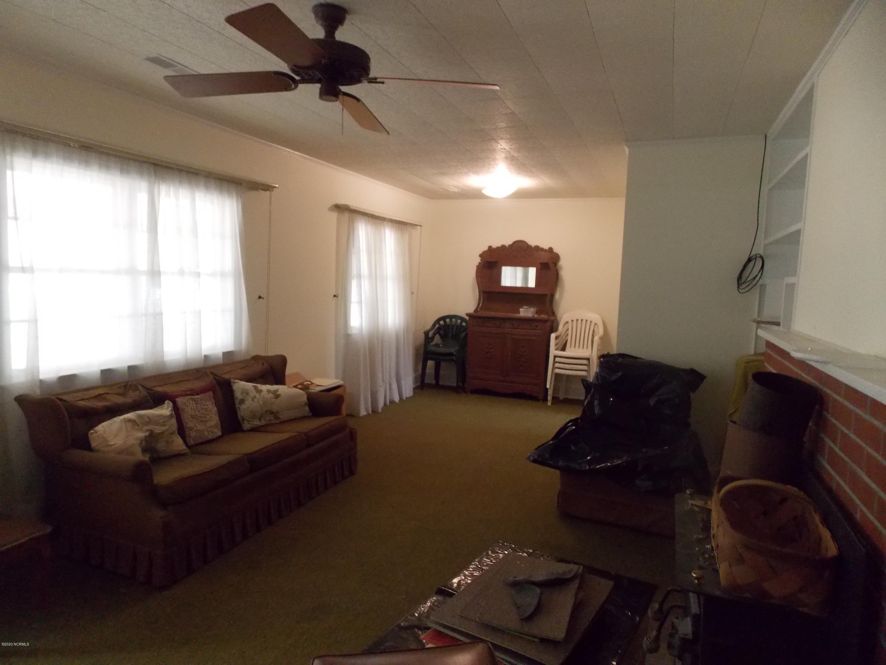 644 Olympia Road New Bern, NC 28560 - Photo 6 of 23 DSCN1358