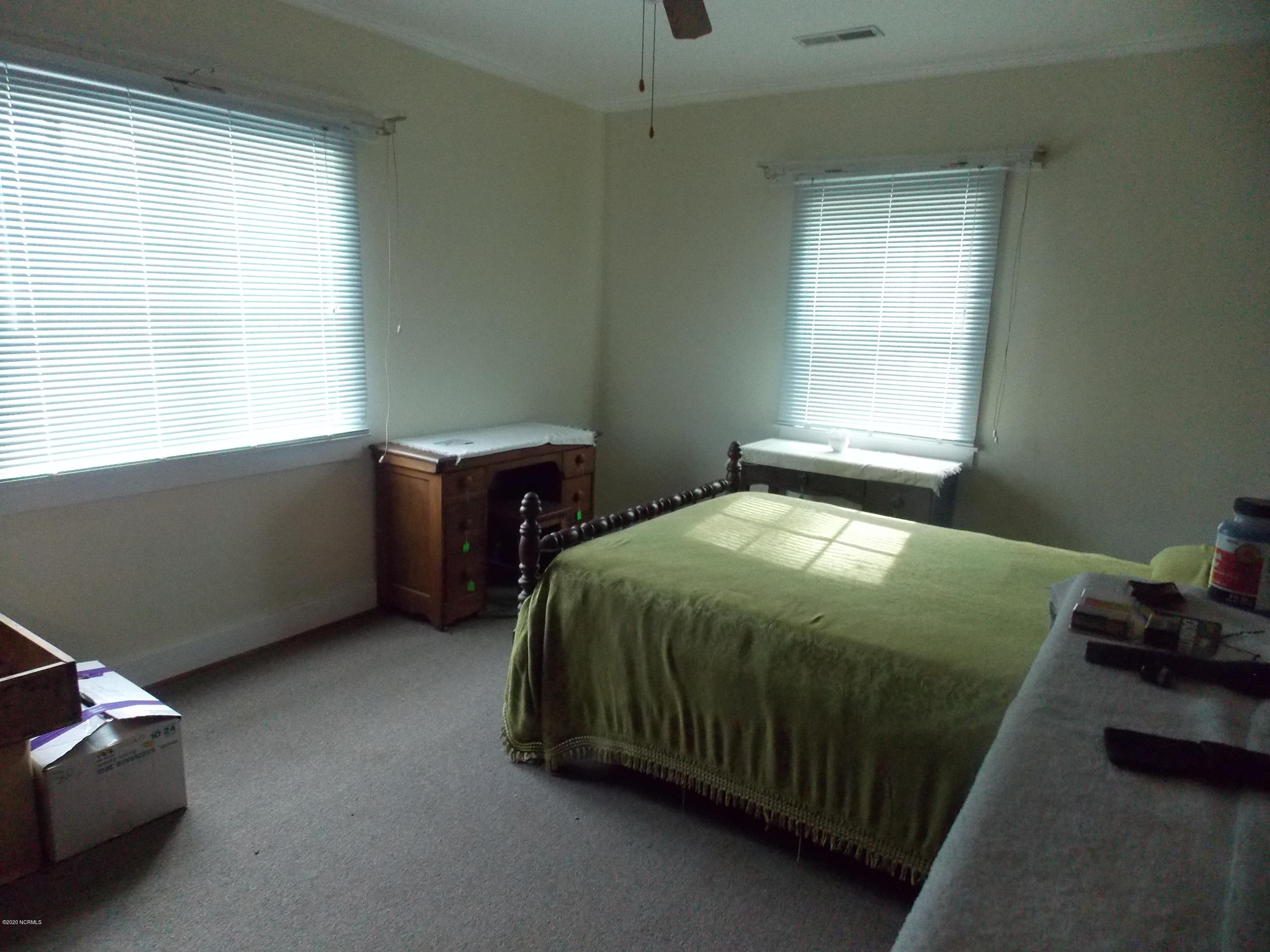644 Olympia Road New Bern, NC 28560 - Photo 8 of 23 DSCN1355