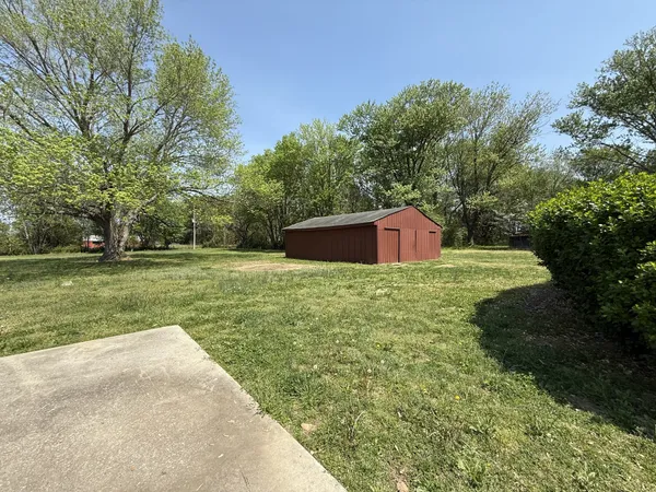 $1,600 | 68 Sissom Road, Morrison, TN 37357
