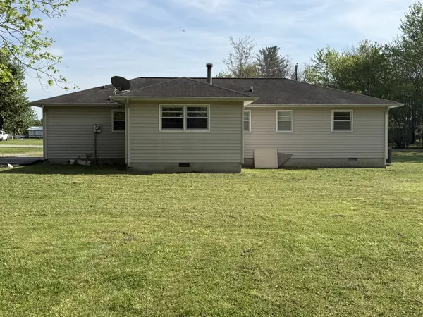 $1,600 | 68 Sissom Road, Morrison, TN 37357