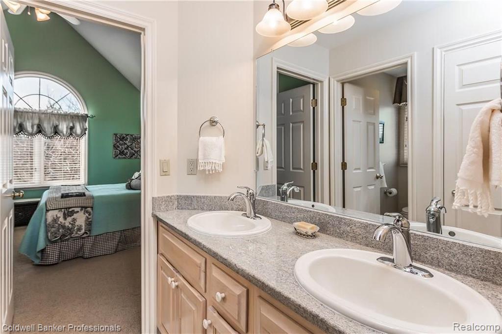 1391 Pebble Ridge Drive Rochester, MI 48307 - Photo 57 of 99