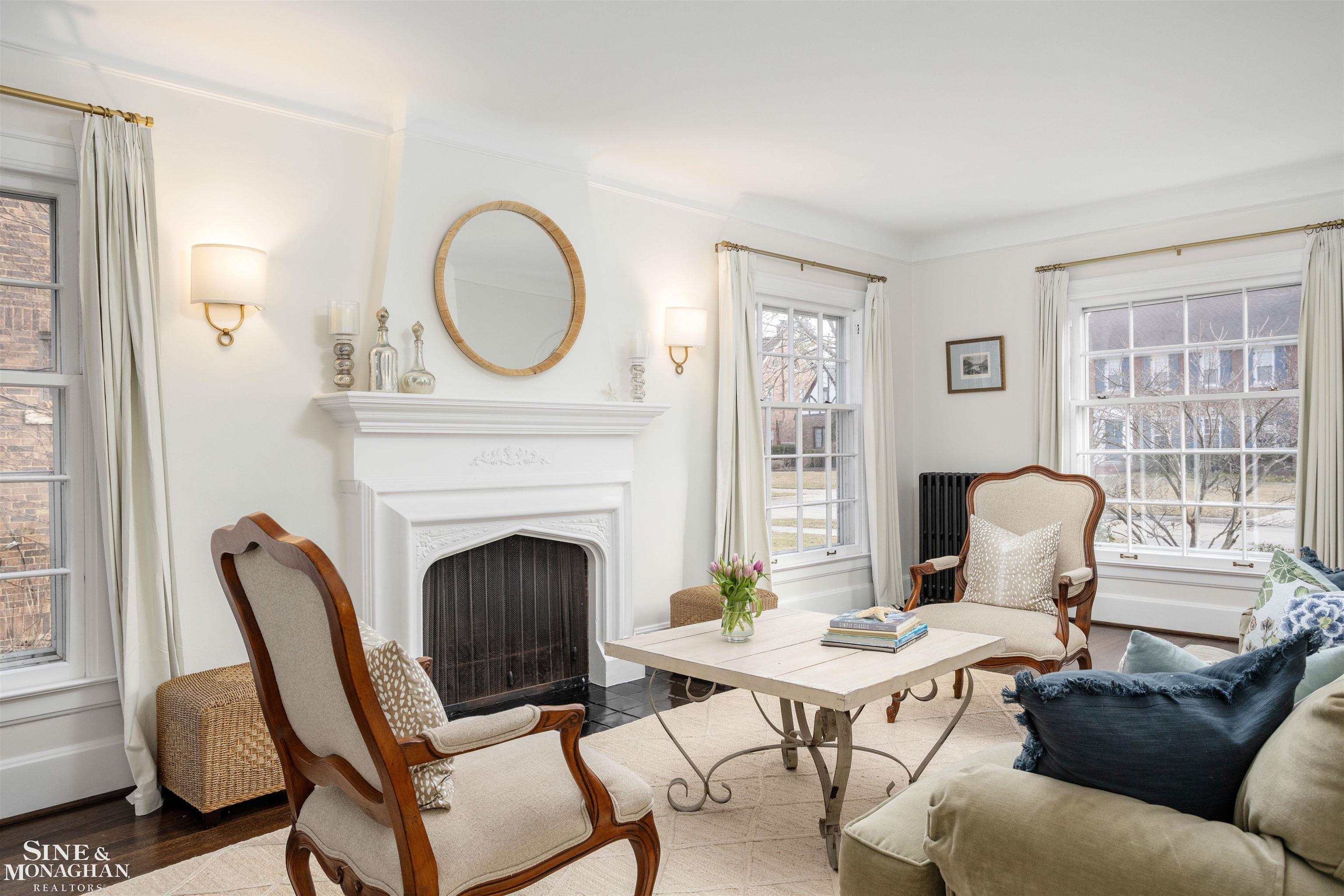 715 Lincoln Road Grosse Pointe, MI 48230 - Photo 6 of 50 50169017-68c3575e-a67a-42ac-b251-24e5d8d2ec04.JPG