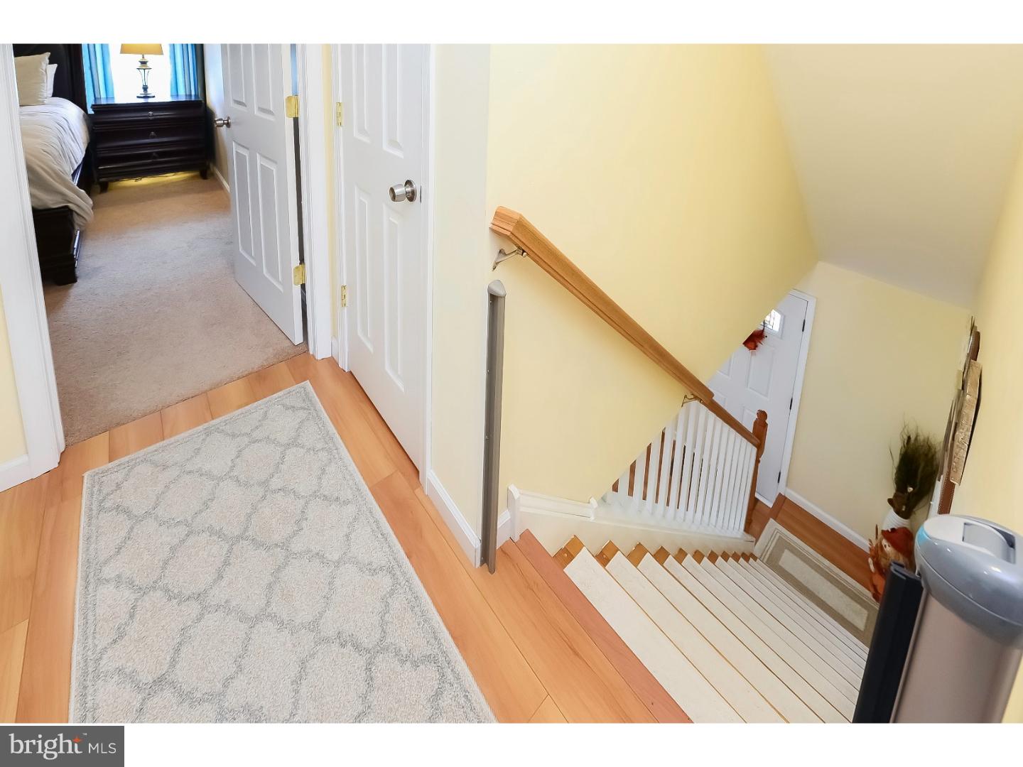 933 Clements Bridge Road Barrington, NJ 08007 - Photo 16 of 24 Hallway