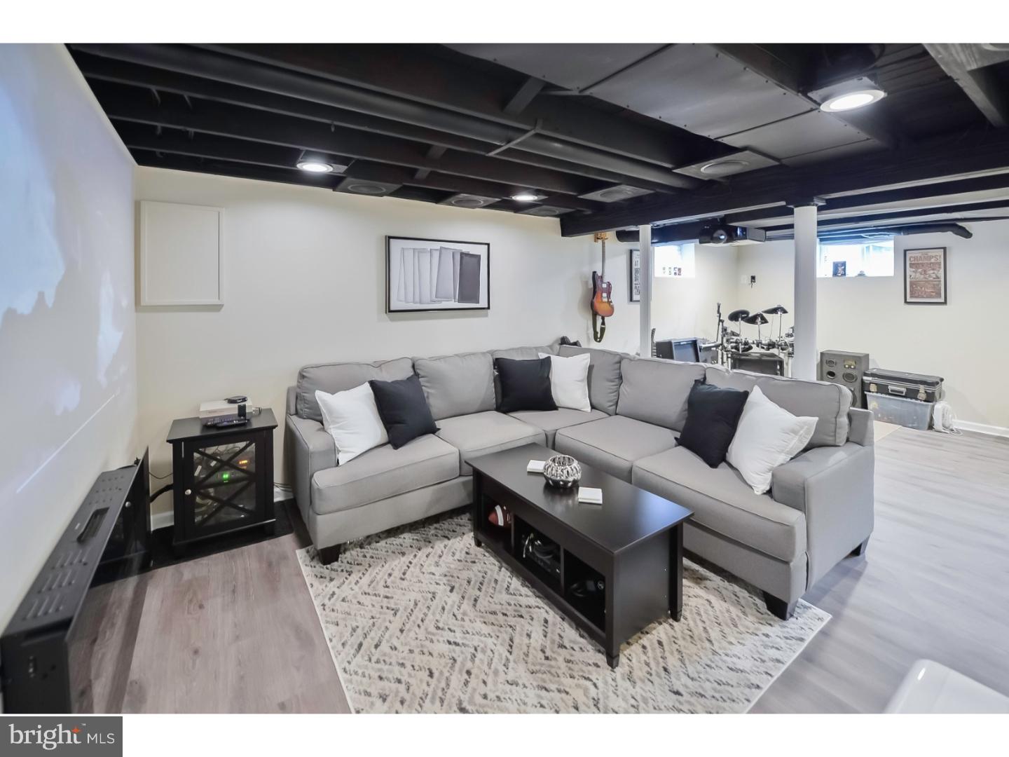 933 Clements Bridge Road Barrington, NJ 08007 - Photo 18 of 24 Basement - Finished