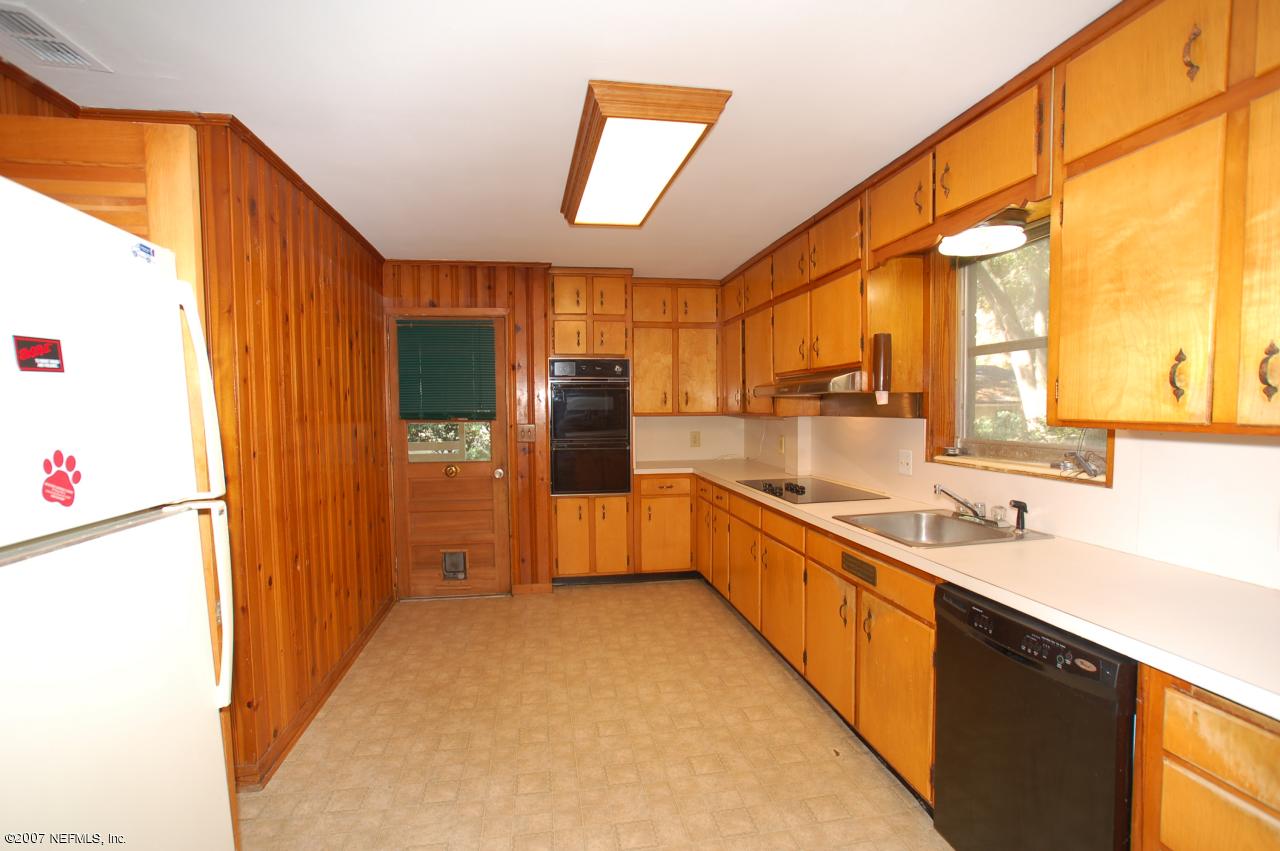 1910 Tanglewood Road Jacksonville Beach, FL 32250 - Photo 6 of 7 Kitchen