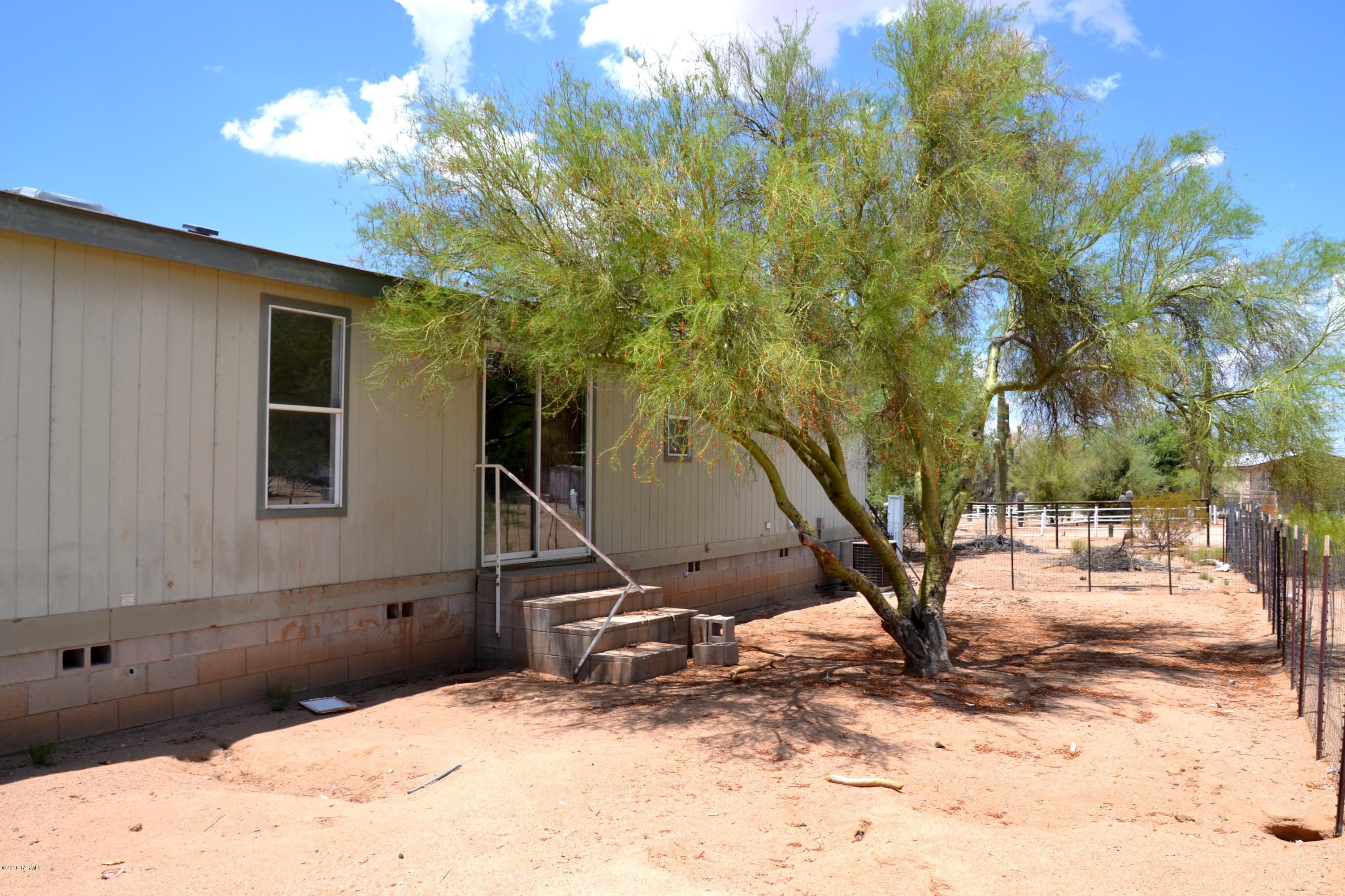 11481 West Ina Road Tucson, AZ 85743 - Photo 36 of 37 Gallery Image 36