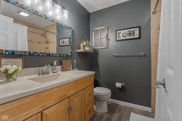 $599,900 | 17975 East County Road 365 North, Hope, IN 47246