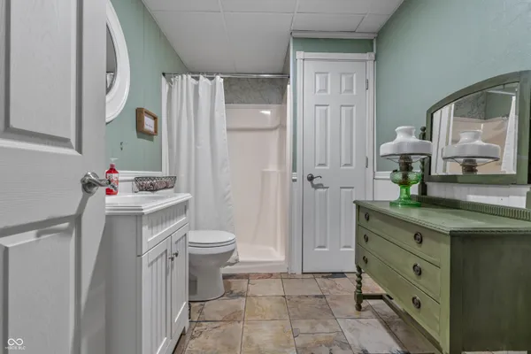 $599,900 | 17975 East County Road 365 North, Hope, IN 47246