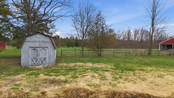 $599,900 | 17975 East County Road 365 North, Hope, IN 47246