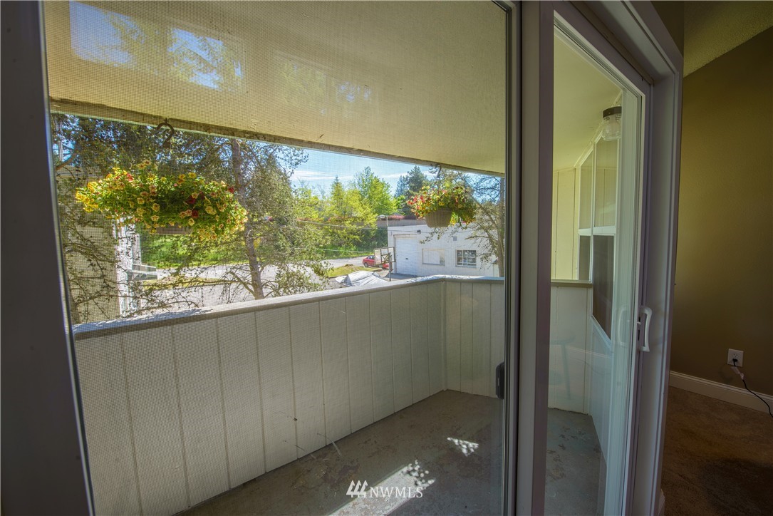 7901 196th Street Southwest, Unit 17 Edmonds, WA 98026 - Photo 14 of 24 Gallery Image 14
