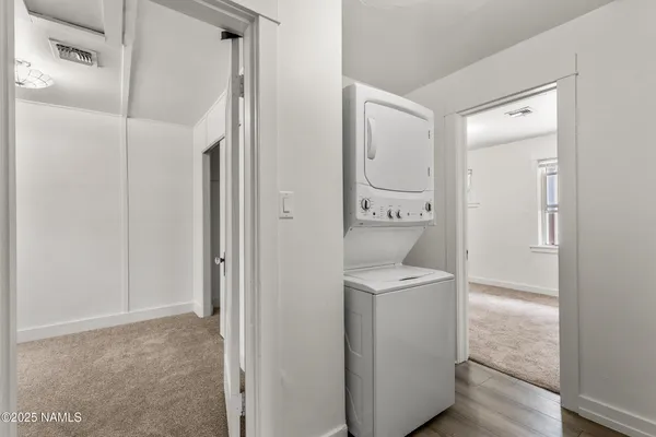 $2,200 | 12 West Columbus Avenue, Flagstaff, AZ 86001
