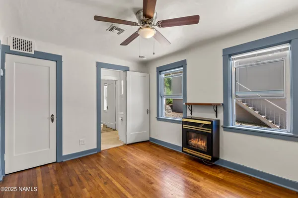 $2,200 | 12 West Columbus Avenue, Flagstaff, AZ 86001