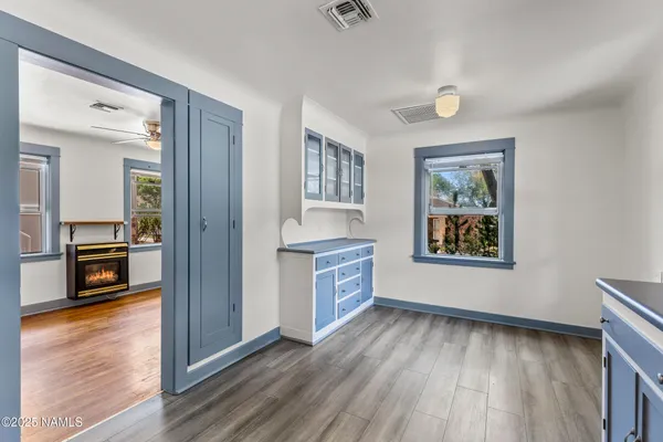 $2,200 | 12 West Columbus Avenue, Flagstaff, AZ 86001