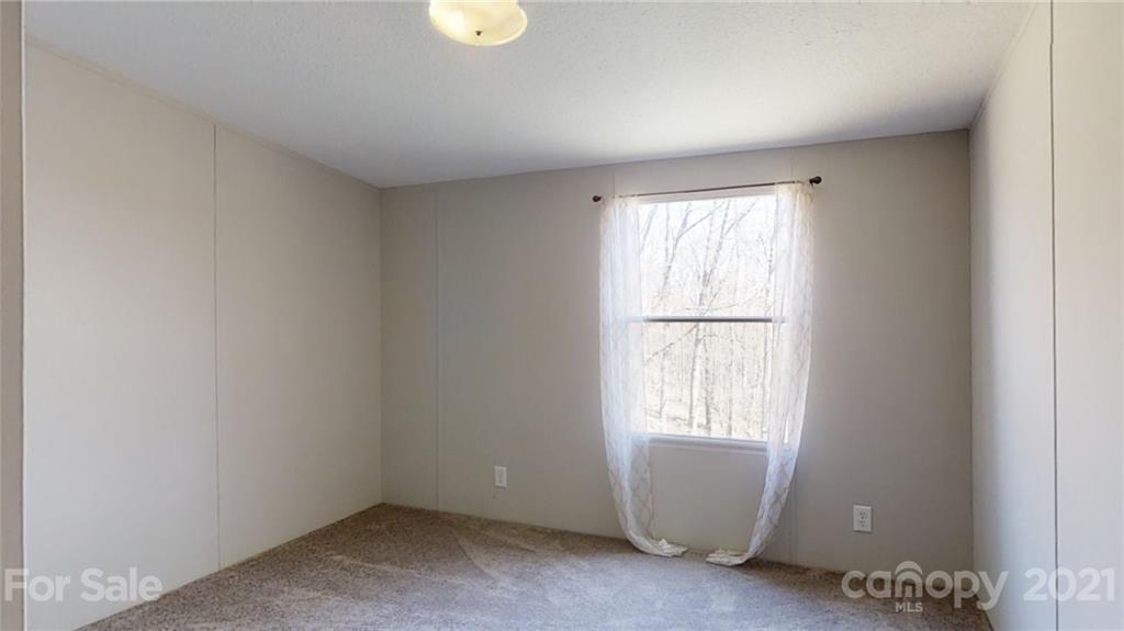 5375 Hope Road Vale, NC 28168 - Photo 4 of 10 a room with a window