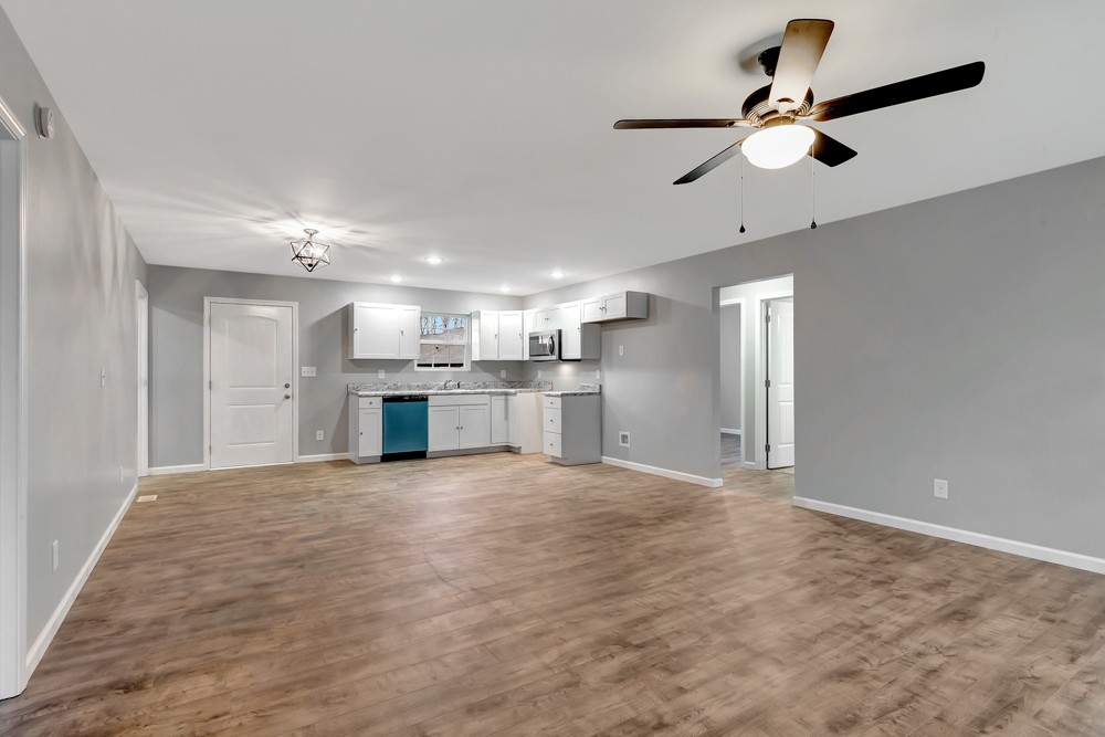 186 Estes Road Smithville, TN 37166 - Photo 5 of 32 Gallery Image 5