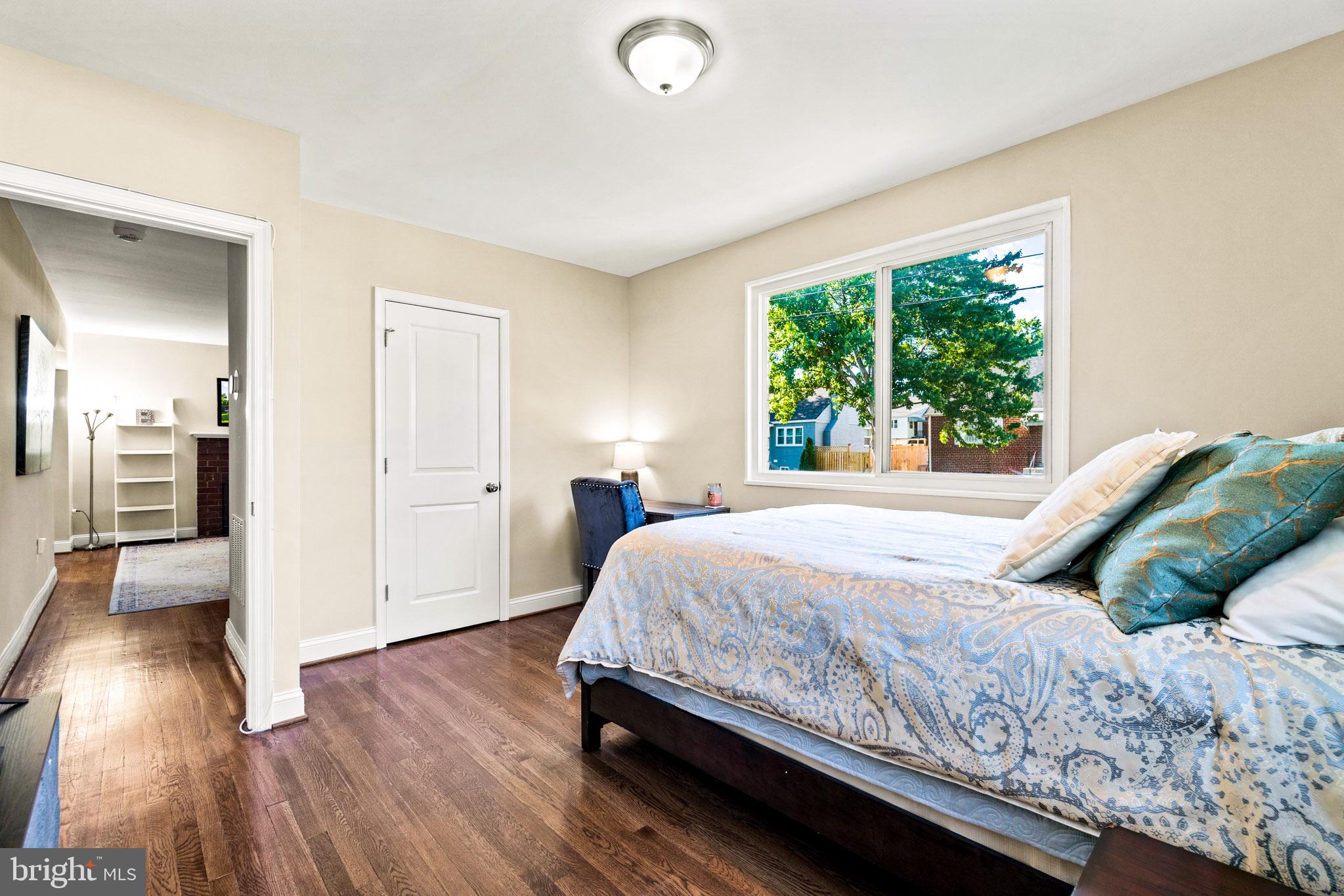 829 Hilltop Terrace Southeast Washington, DC 20019 - Photo 13 of 37