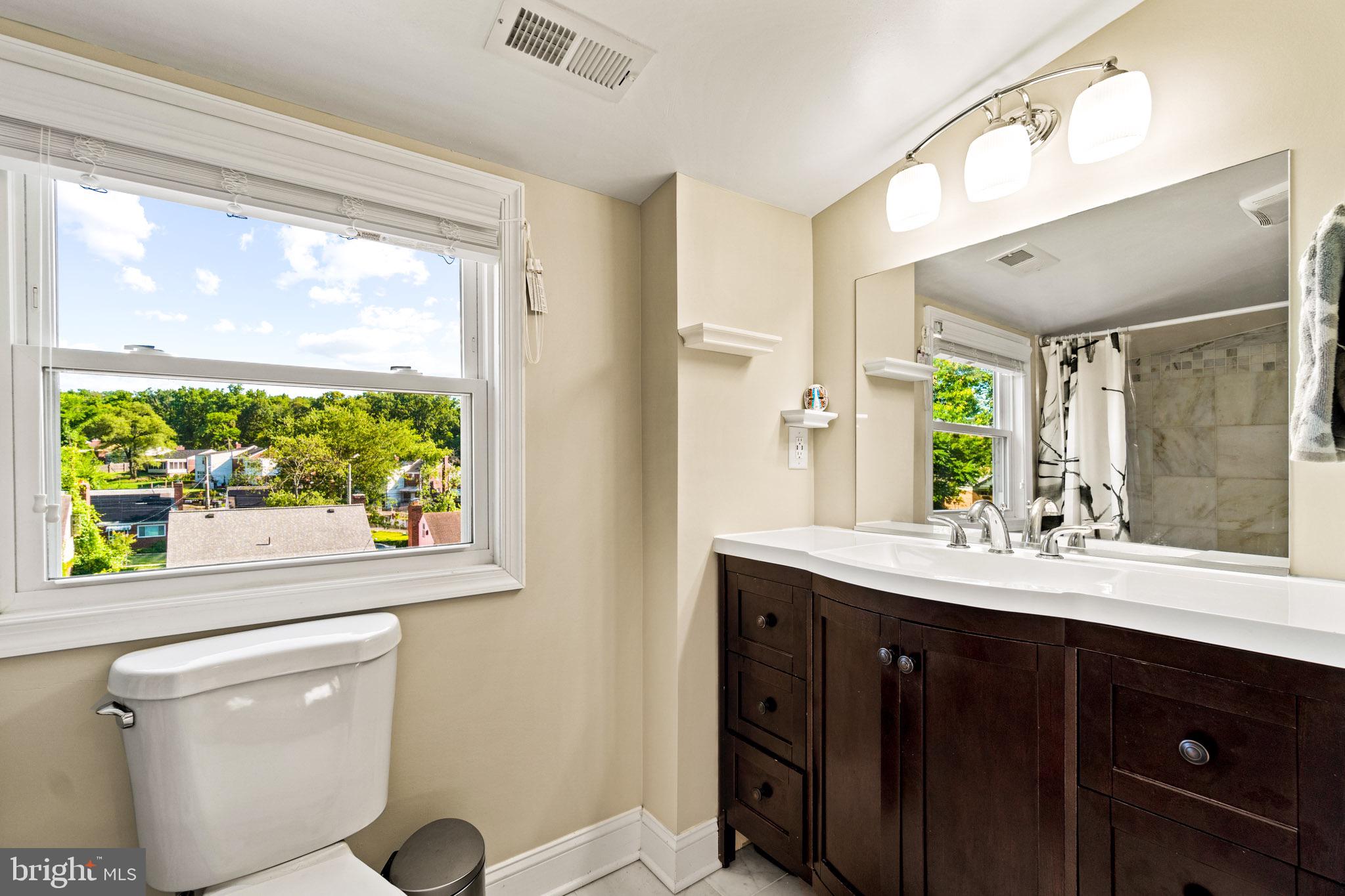 829 Hilltop Terrace Southeast Washington, DC 20019 - Photo 20 of 37