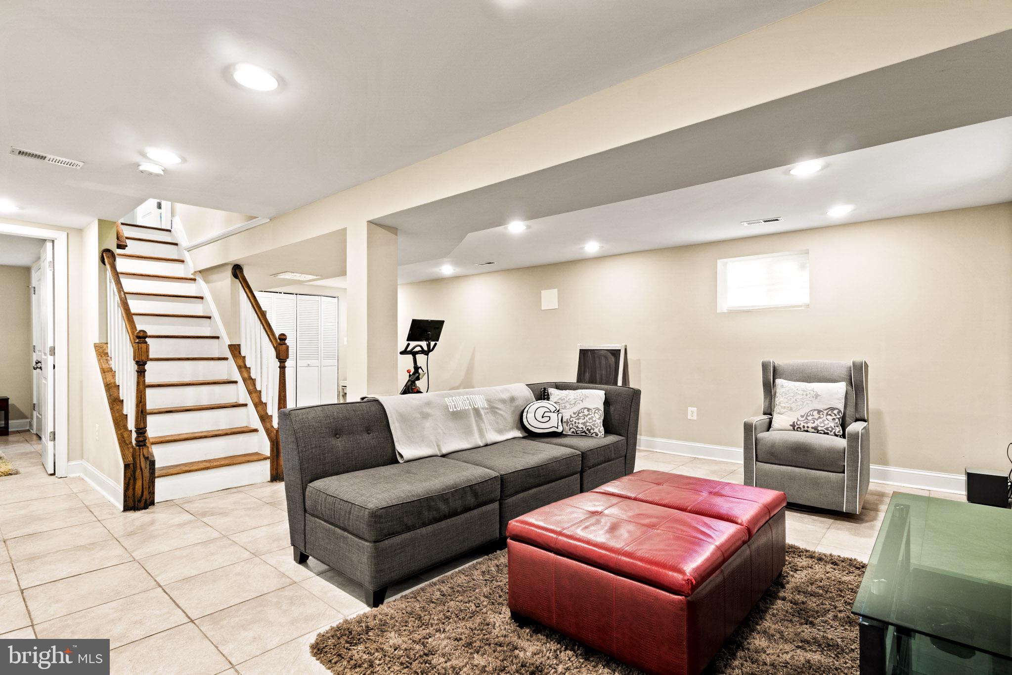 829 Hilltop Terrace Southeast Washington, DC 20019 - Photo 26 of 37