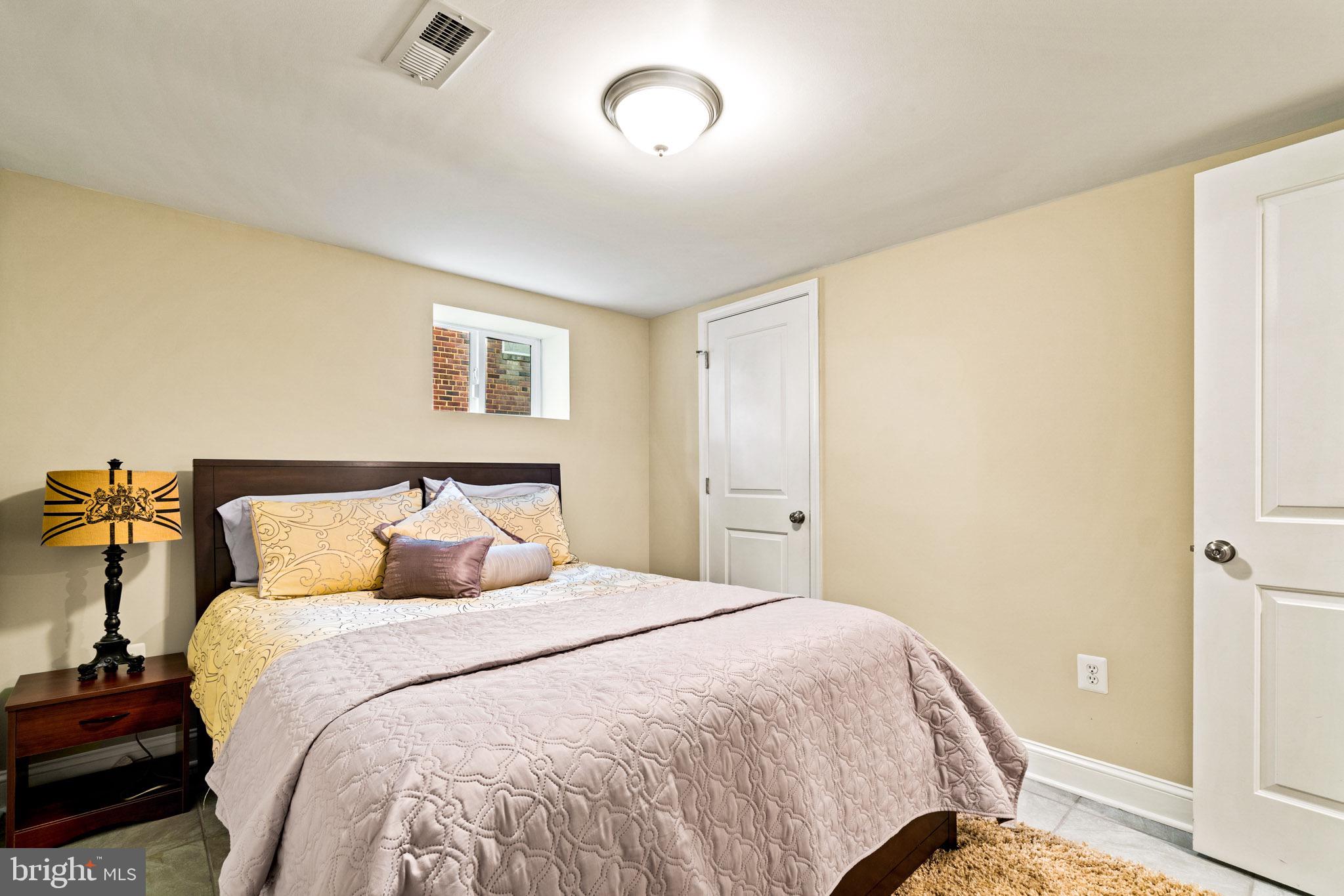 829 Hilltop Terrace Southeast Washington, DC 20019 - Photo 29 of 37