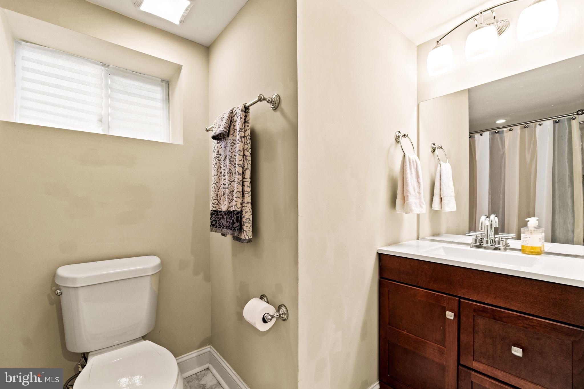 829 Hilltop Terrace Southeast Washington, DC 20019 - Photo 31 of 37