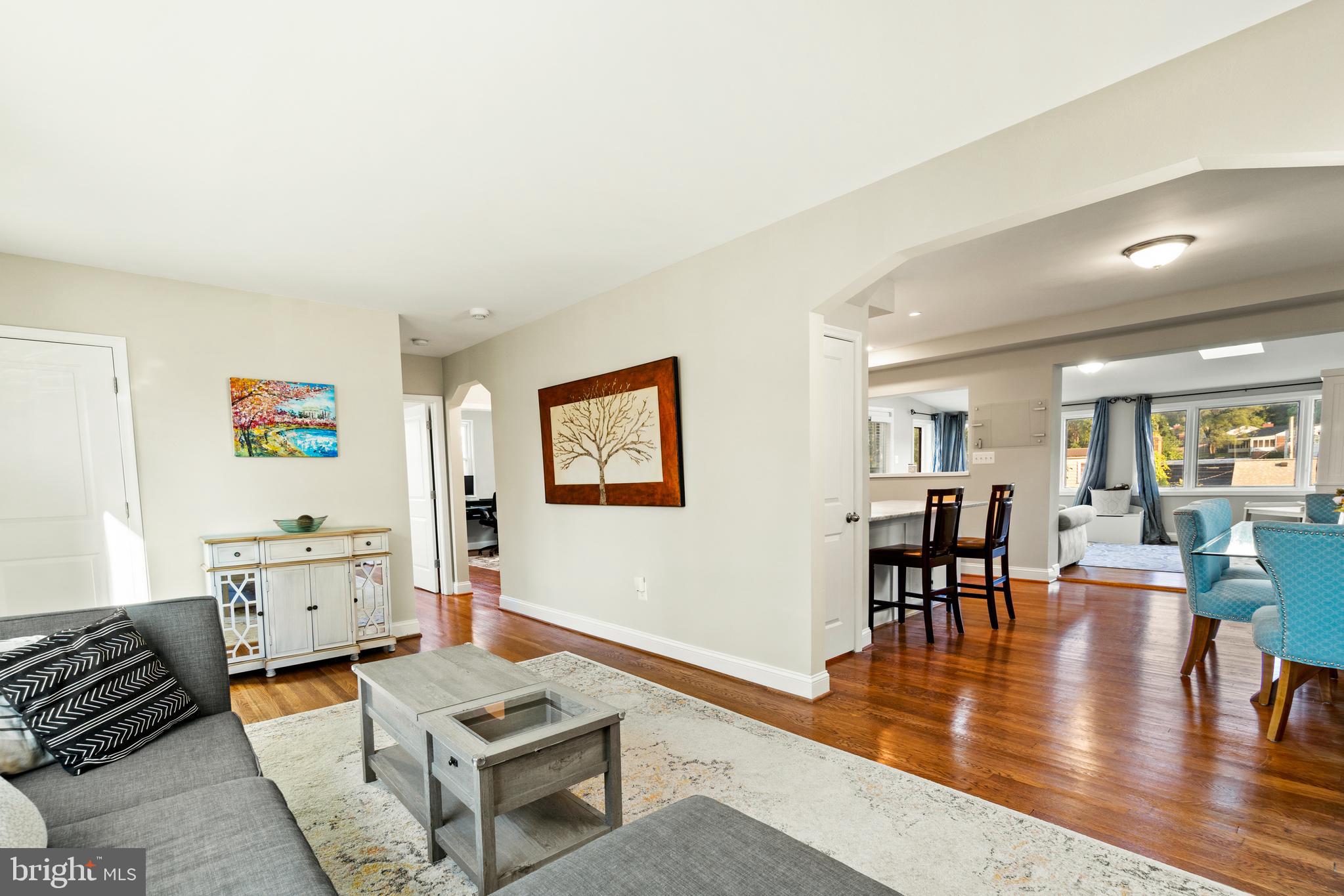 829 Hilltop Terrace Southeast Washington, DC 20019 - Photo 6 of 37