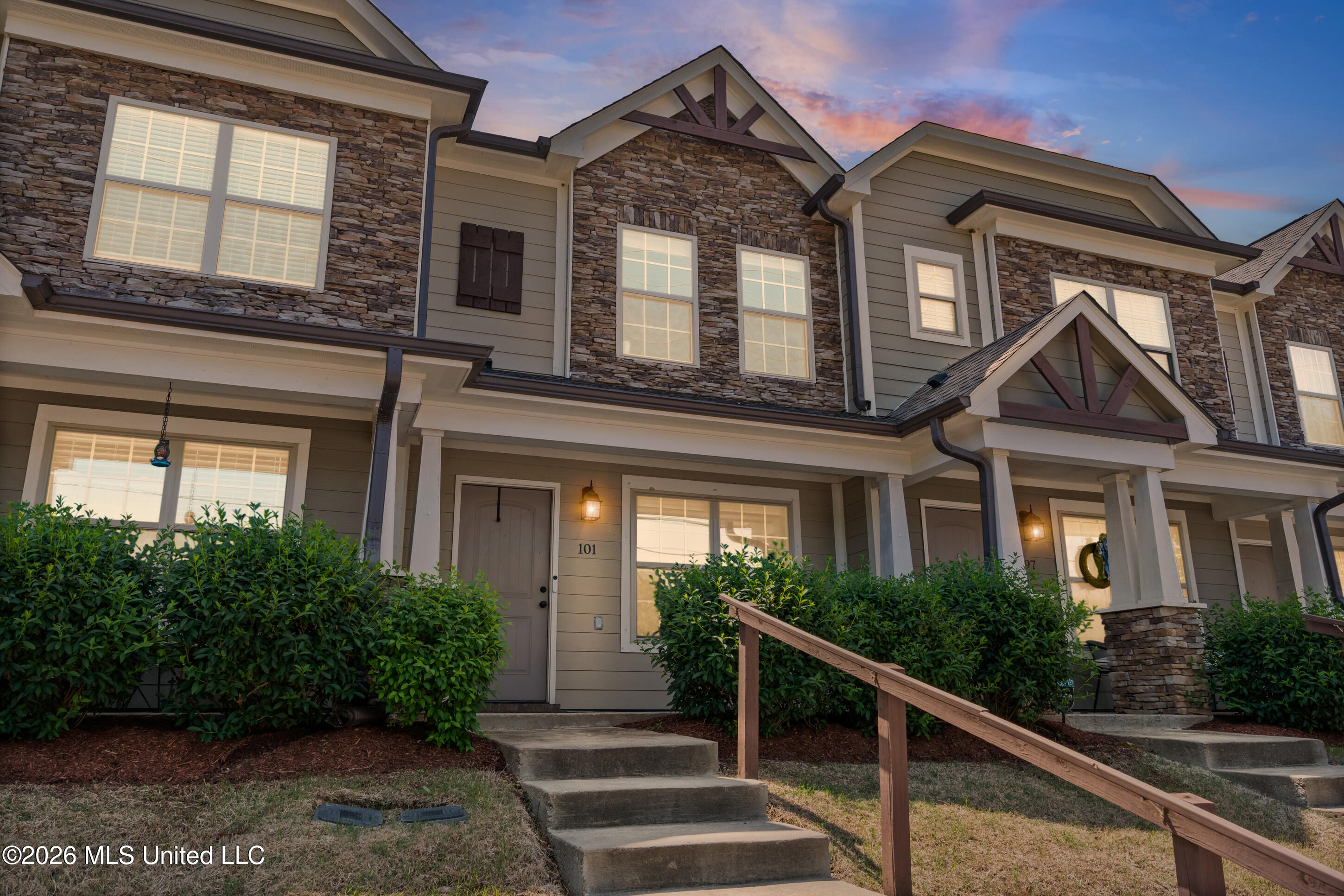 101 East Valley Street Hernando, MS 38632 - Photo 2 of 25 _dsc2979_addon_dtd_print