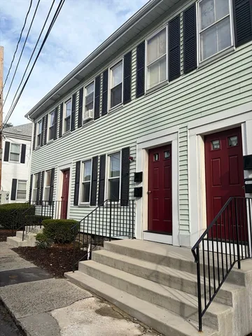 $1,750 | 9 Exchange Court, Unit 2, Waltham, MA 02451