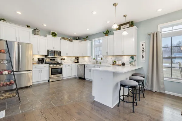 $799,000 | 7395 East Hudson Pointe Road, New Carlisle, IN 46552