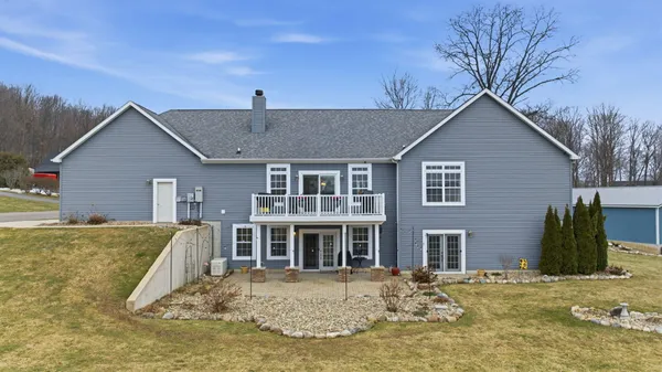 $799,000 | 7395 East Hudson Pointe Road, New Carlisle, IN 46552