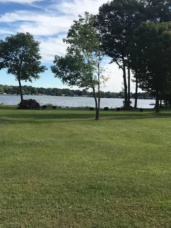 $799,000 | 7395 East Hudson Pointe Road, New Carlisle, IN 46552