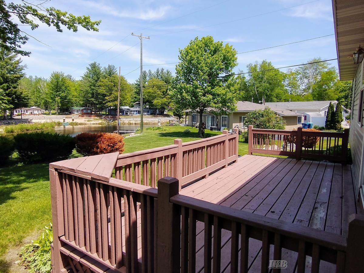 3796 Pineland Point Gladwin, MI 48624 - Photo 8 of 33 Gallery Image 8