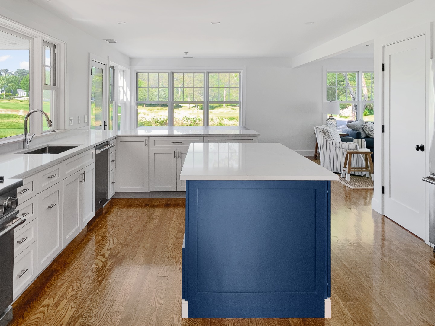 70 Curtis Lane Edgartown, MA 02539 - Photo 13 of 34 a room with wooden floor and window