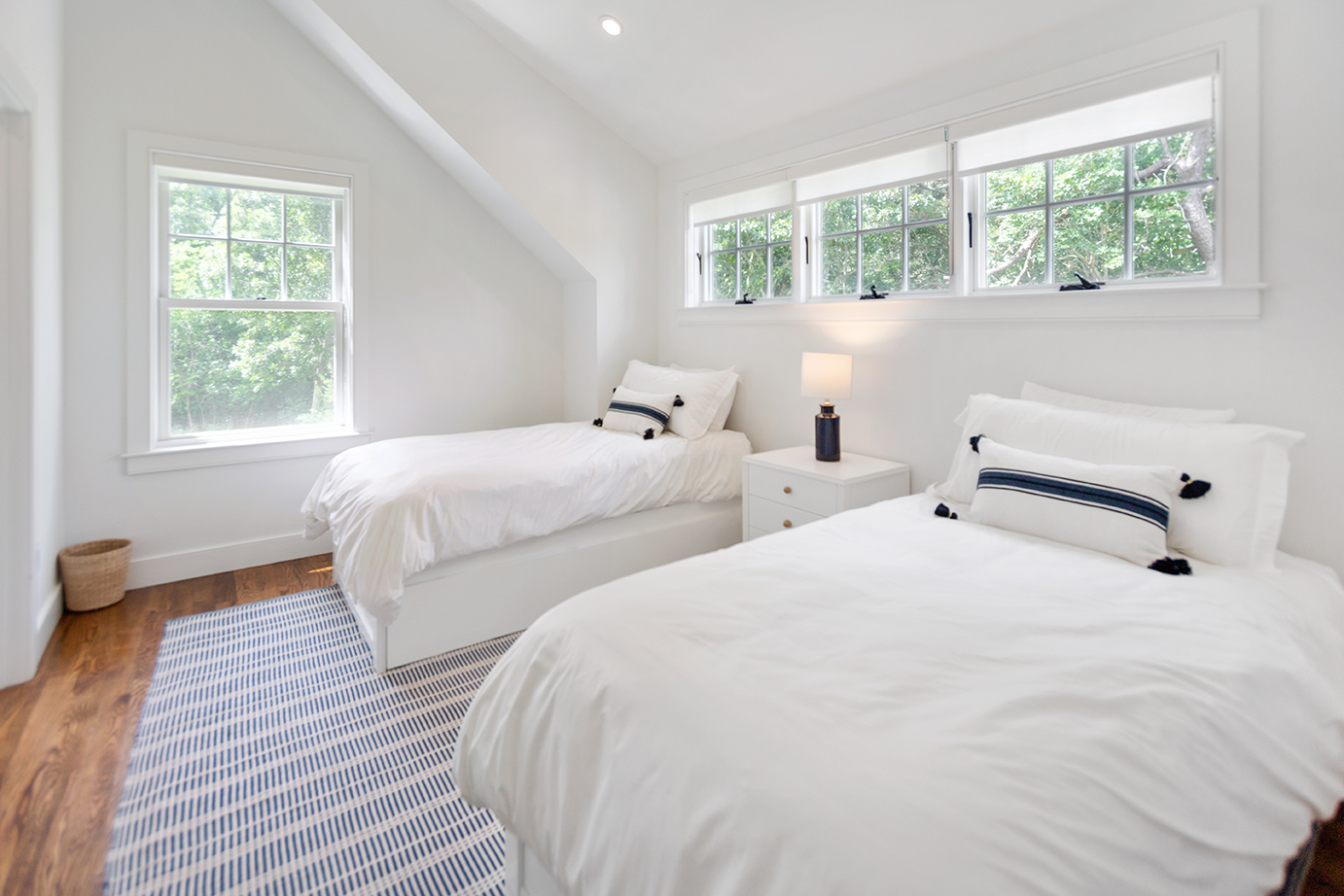 70 Curtis Lane Edgartown, MA 02539 - Photo 21 of 34 a bedroom with two beds and a large window