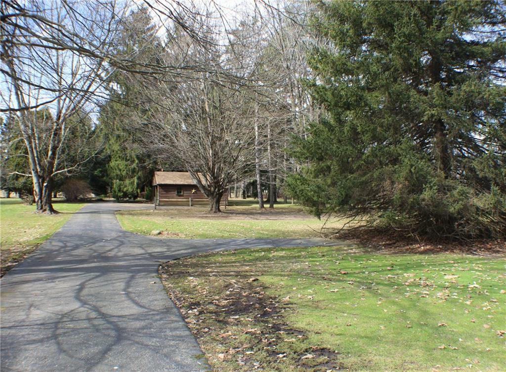 43 George Jr Road Grove City, PA 16127 - Photo 10 of 13 Gallery Image 10