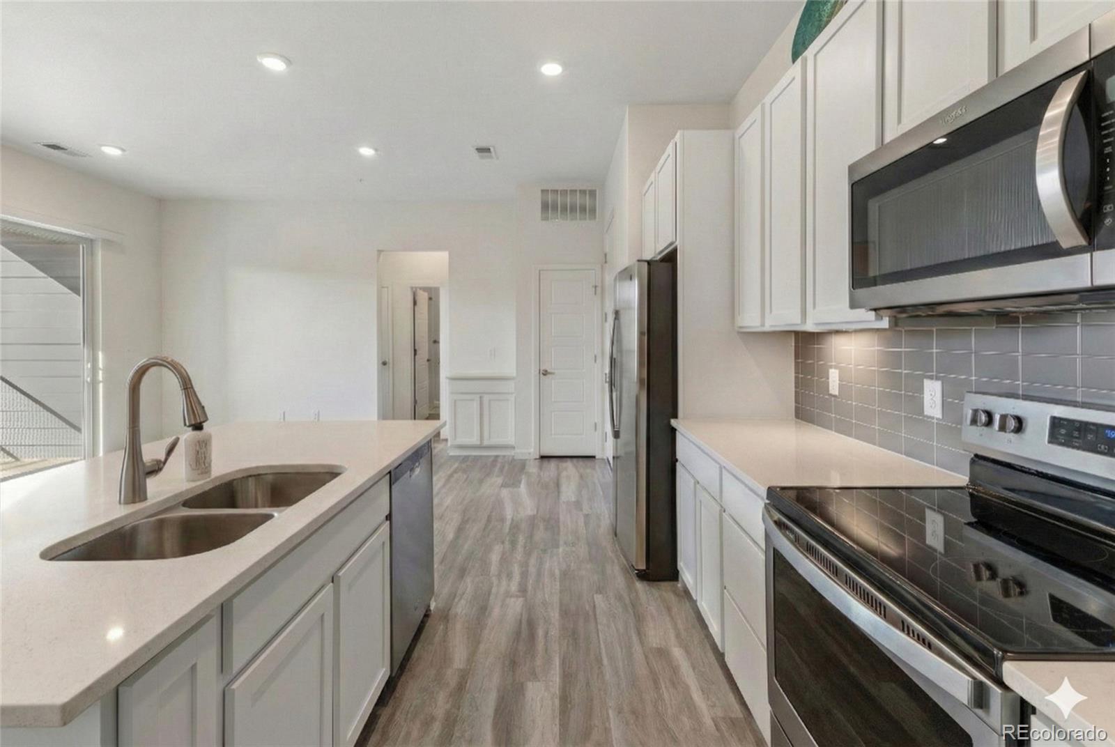 9287 Twenty Mile Road, Unit 401 Parker, CO 80134 - Photo 10 of 47