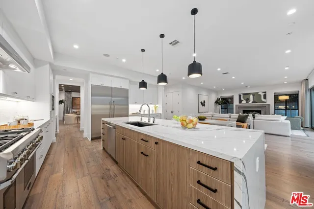 $4,495,000 | 3214 Stoner Avenue, Los Angeles, CA 90066