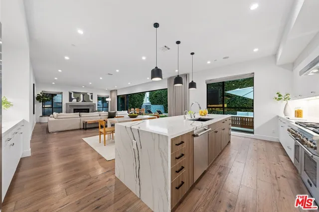 $4,495,000 | 3214 Stoner Avenue, Los Angeles, CA 90066