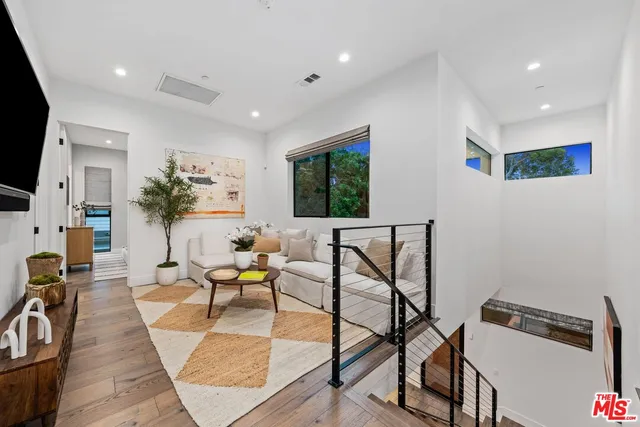 $4,495,000 | 3214 Stoner Avenue, Los Angeles, CA 90066