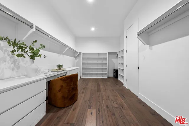 $4,495,000 | 3214 Stoner Avenue, Los Angeles, CA 90066