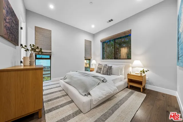 $4,495,000 | 3214 Stoner Avenue, Los Angeles, CA 90066