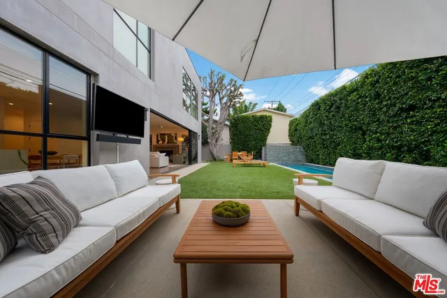 $4,495,000 | 3214 Stoner Avenue, Los Angeles, CA 90066