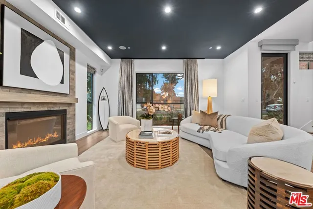 $4,495,000 | 3214 Stoner Avenue, Los Angeles, CA 90066