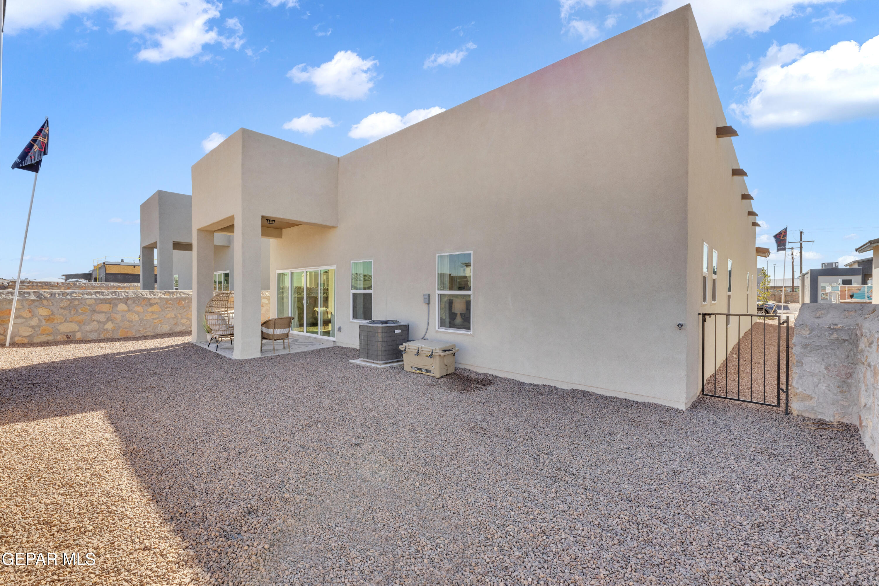 6035 Summer Ridge Santa Teresa, NM 88008 - Photo 46 of 49 a view of a livingroom with furniture