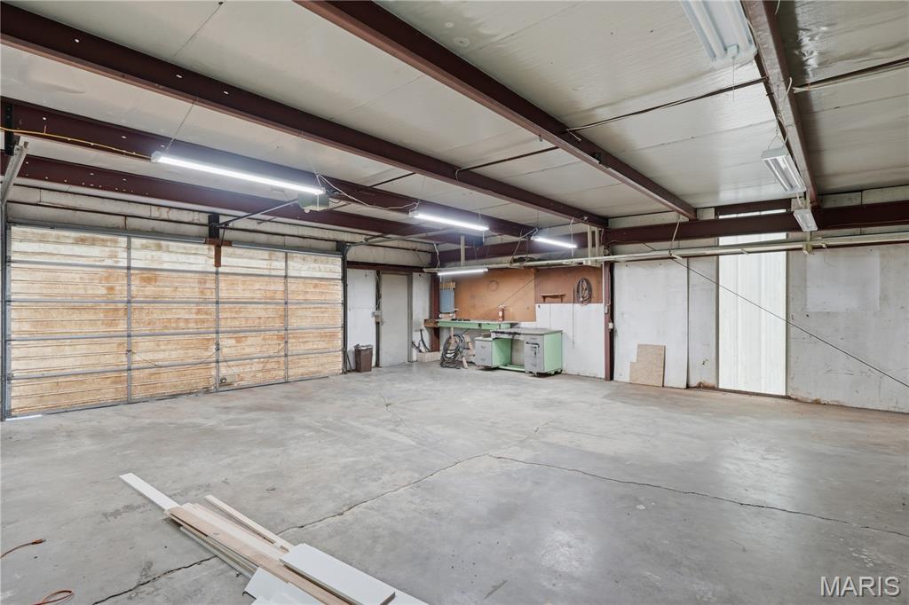 1716 Pottery Road Washington, MO 63090 - Photo 33 of 36 Gallery Image 33
