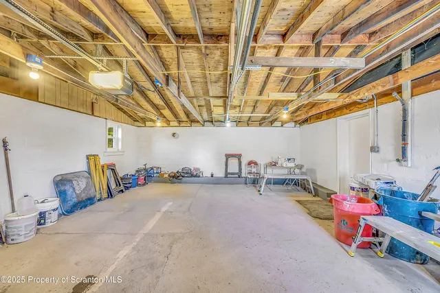 $329,900 | 604 Marjorie Drive, Dunmore, PA 18512