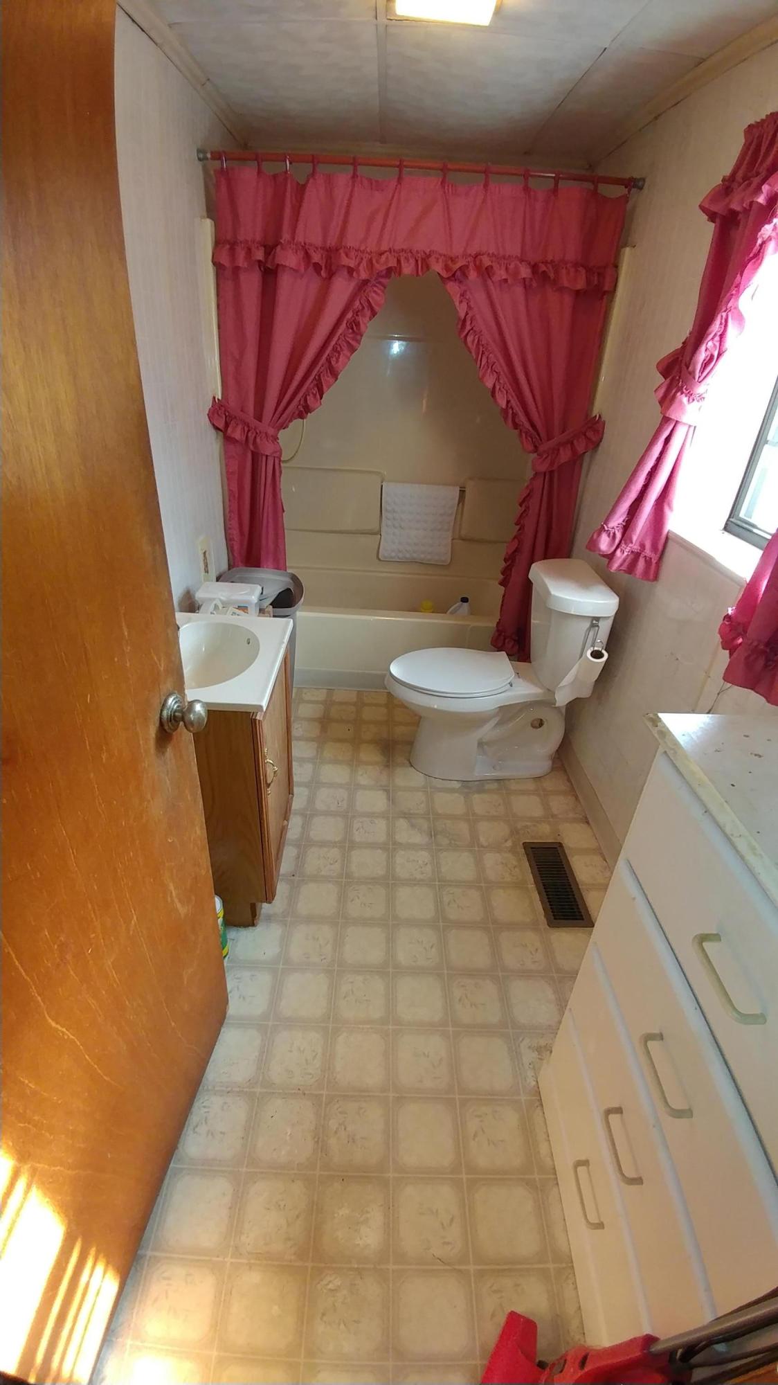 219 Coleman Road Madisonville, TN 37354 - Photo 11 of 30 0123181416a