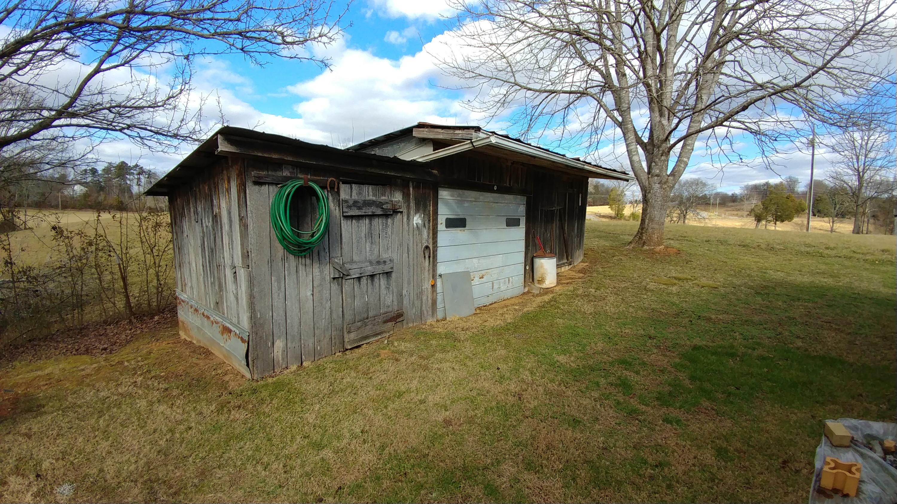 219 Coleman Road Madisonville, TN 37354 - Photo 16 of 30 0123181414c