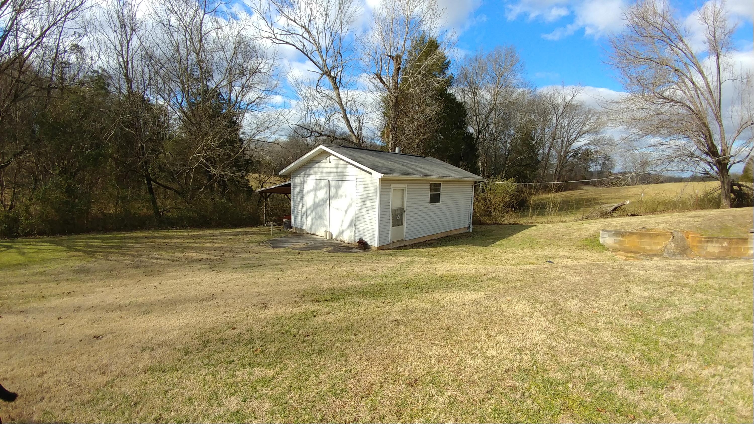 219 Coleman Road Madisonville, TN 37354 - Photo 28 of 30 0123181411e
