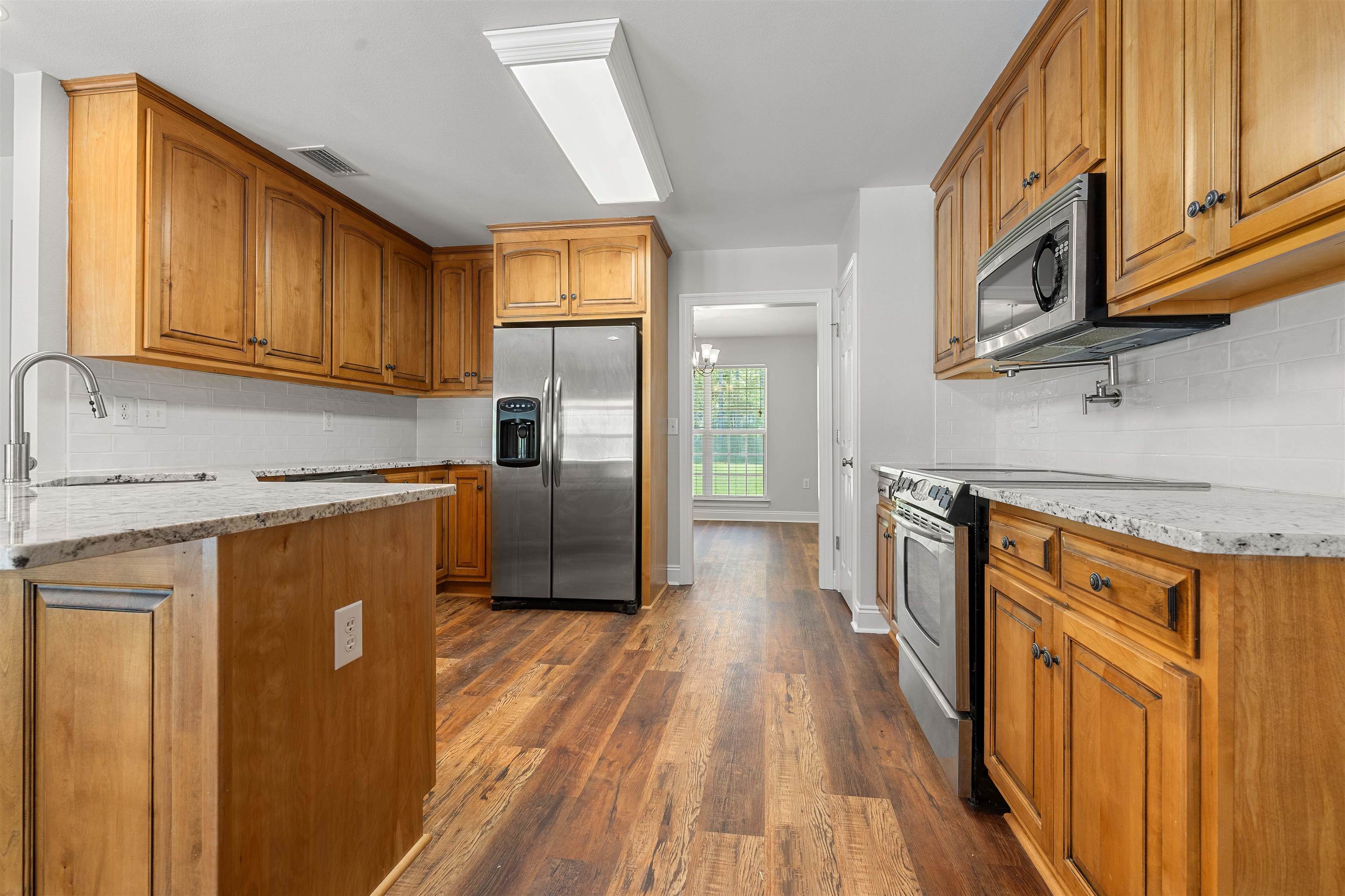 24431 Day Road Robertsdale, AL 36567 - Photo 5 of 36